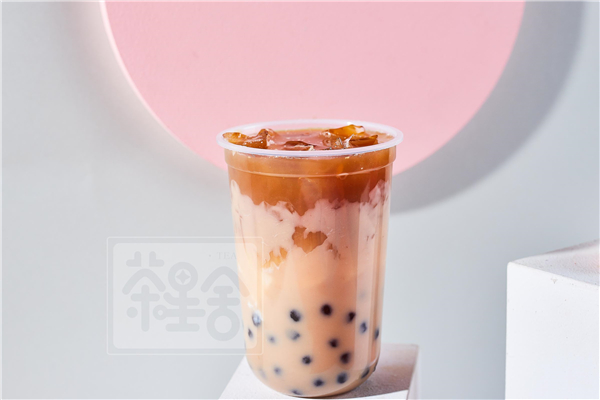 開一(yi)傢(jia)茶星舍奶茶店(diàn)怎麽樣？前(qian)景怎麽樣？
