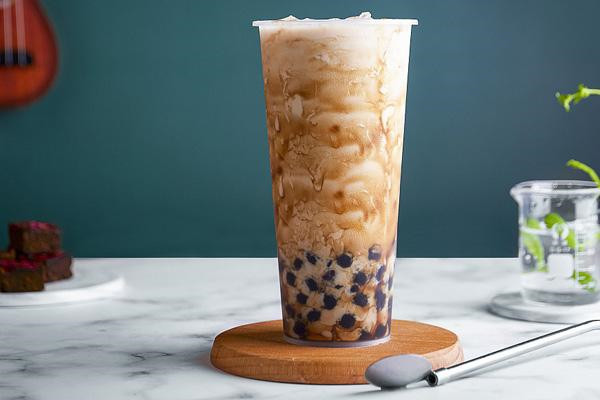 現(xian)在(zai)開一(yi)傢(jia)奶茶店(diàn)靠譜嗎？開店(diàn)前(qian)請(qing)先(xian)了(le)解這些！